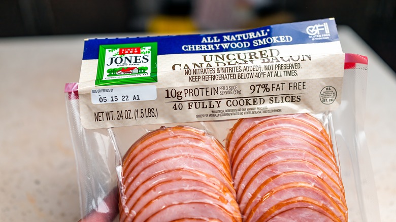 Nitrate-free bacon in packaging