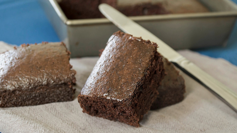 Ration cake