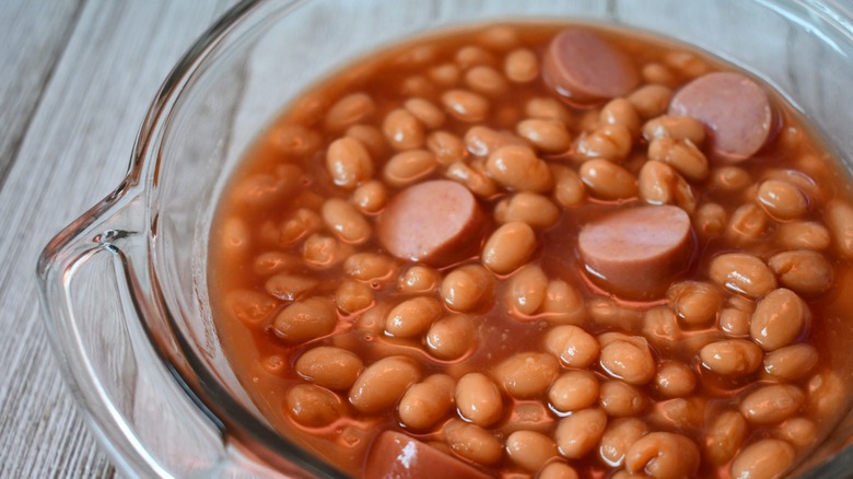 Beanie weenies in a clear dish