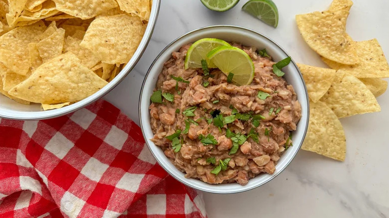 Refried bean dip and chips