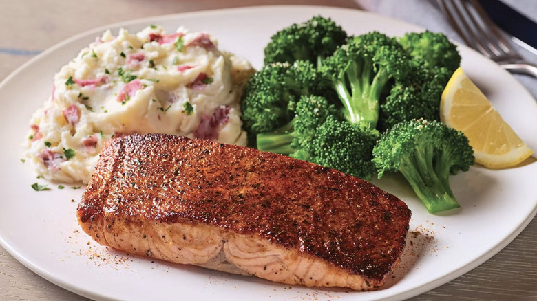 Applebee's Blackened Cajun Salmon