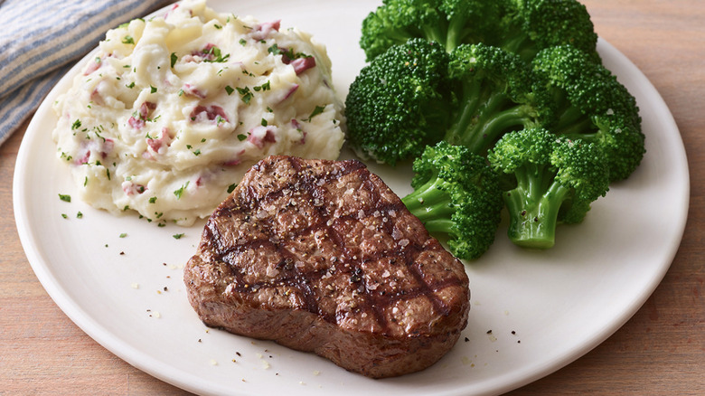 Applebee's Top Sirloin