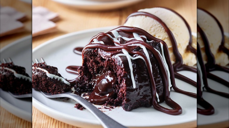 Applebee's Triple Chocolate Meltdown