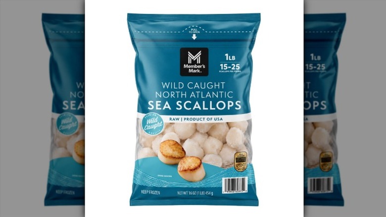 A package of Member's Mark Wild Caught North Atlantic Sea Scallops on a white background.