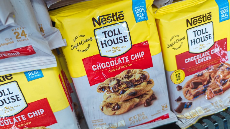 Packs of Nestle Toll House cookie dough
