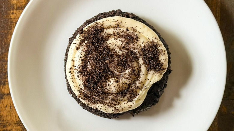 Crumbl's Cookies & Cream Cookie on a white plate