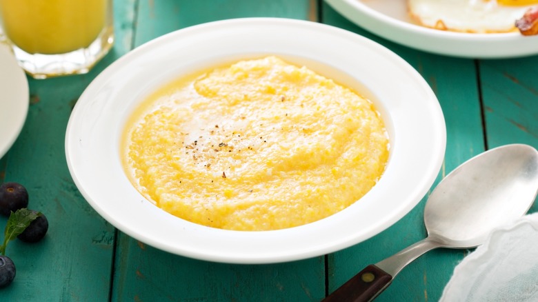 Cheese grits in a bowl