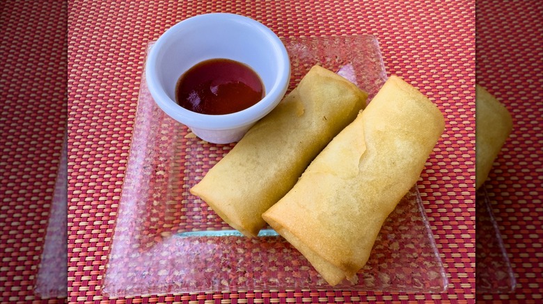 Chinese vegetable spring rolls