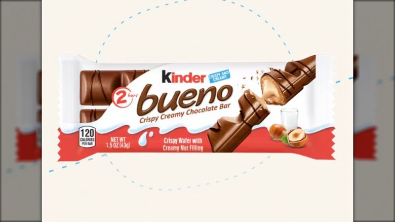 One pack of Kinder Bueno with two chocolate bars advertised on the wrapper