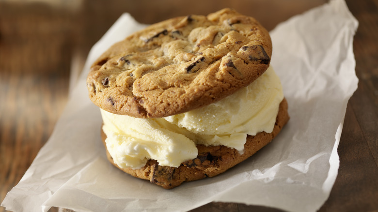 A ice cream cookie sandwich