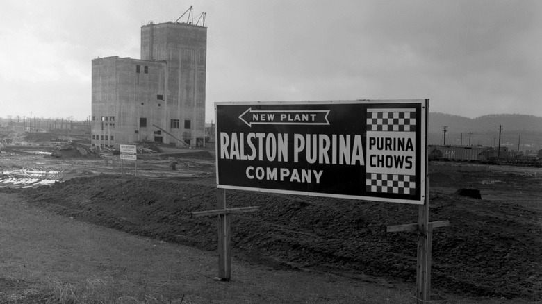 Sign for a new Ralston Purina plant