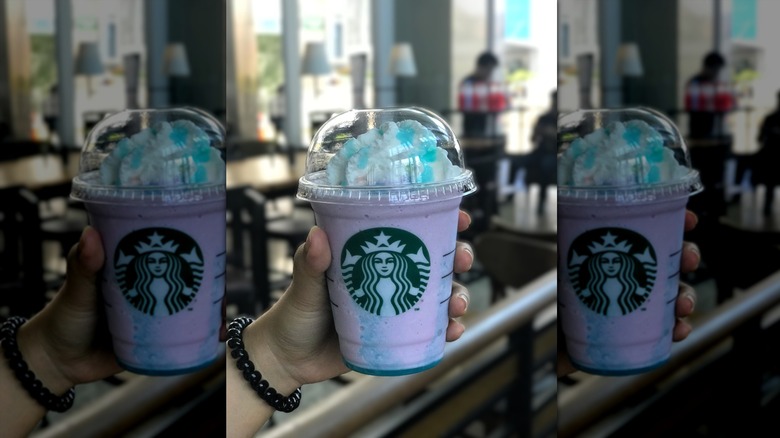 Starbucks secret menu pink drink