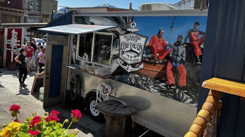 Exterior of Deckhand Dave's Fish tacos in Juneau, Alaska