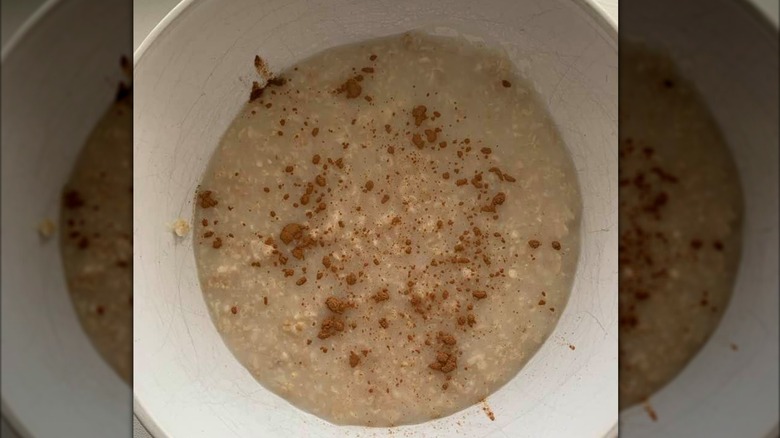 Hafragrautur Icelandic breakfast porridge oatmeal in a bowl