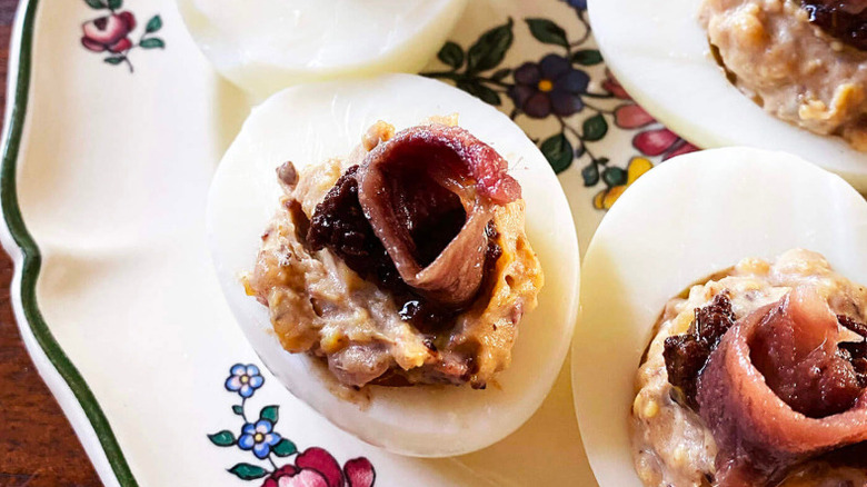 deviled eggs with tapenade