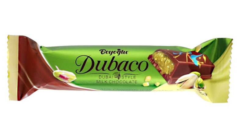 A Beyoglu Dubaco Dubai-Style Milk Chocolate Bar on a white background.