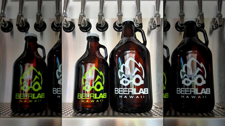 Beer Lab HI growlers