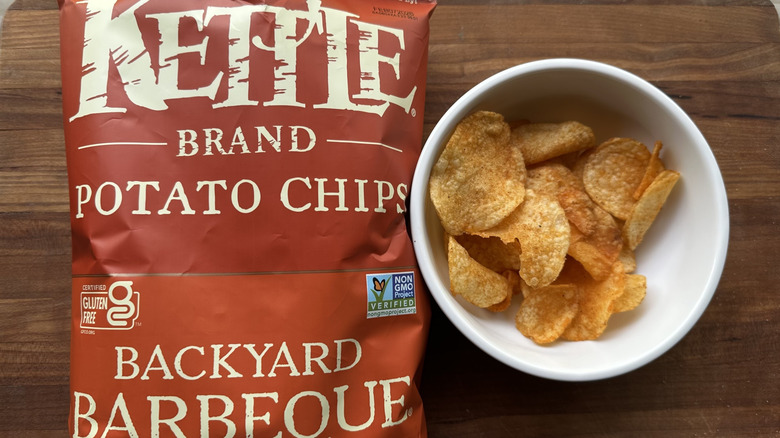 Kettle Backyard Barbecue chips bag and in bowl