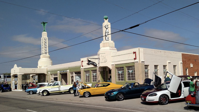 U Drop Inn Cafe (Shamrock, Texas)