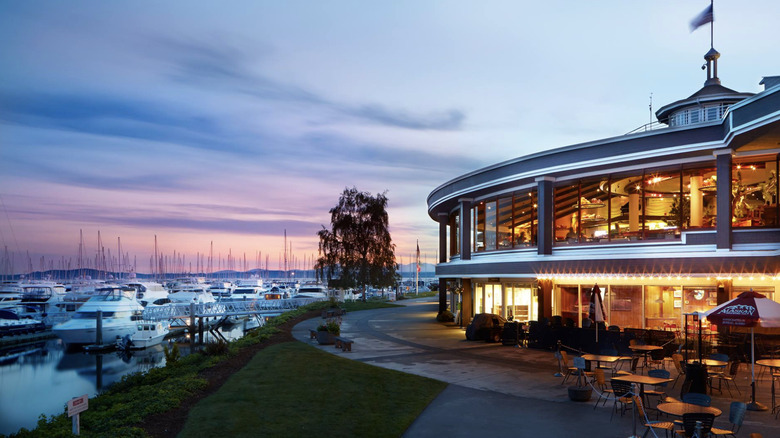 Palisade Restaurant in Seattle, Washington with view of marina