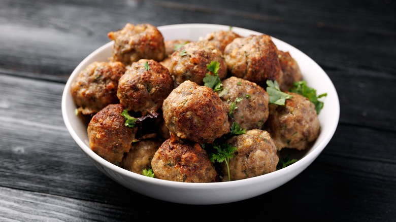 Bowl of meatballs
