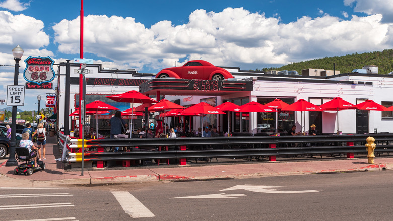 Cruiser's cafe on a sunny day