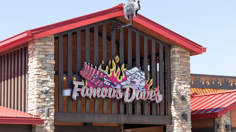 Sign on Famous Dave's BBQ restaurant outside the restaurant.
