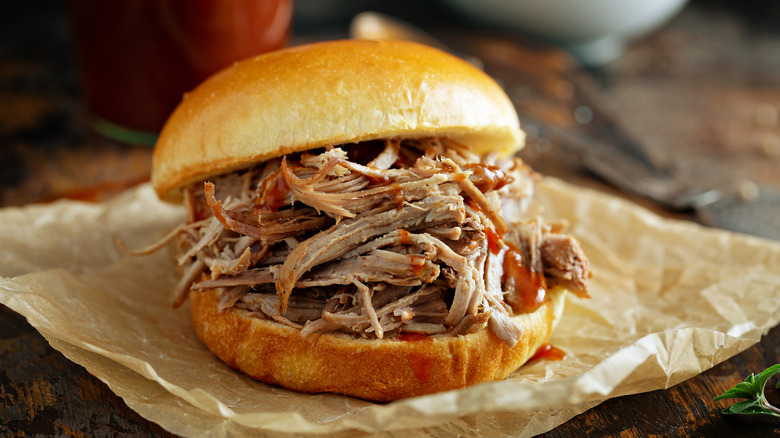 Pulled pork sandwich