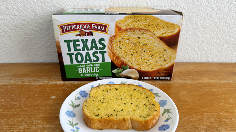 Pepperidge Farm Texas toast slice on a small plate in front of its box