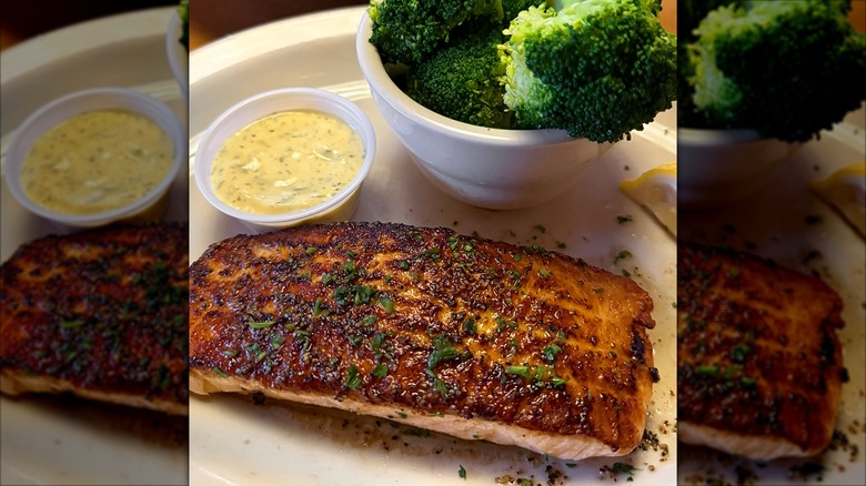 Grilled salmon with butter and broccoli