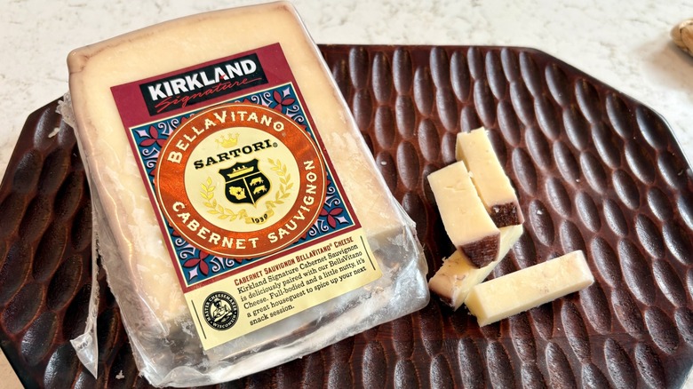 Bites of Costco Kirkland Signature Sartori BellaVitano cheese flavored with cabernet sauvignon