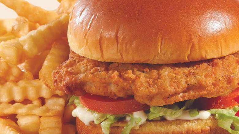 Pork Tenderloin and Fries special at Frisch's Big Boy in December 2025