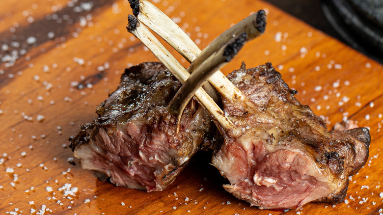 Cordeiro racks of lamb stuck together
