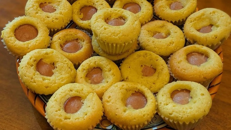Hot dog cornbread muffins