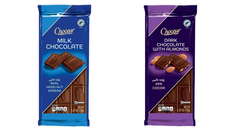 Choceur milk chocolate and dark chocolate with almonds bars