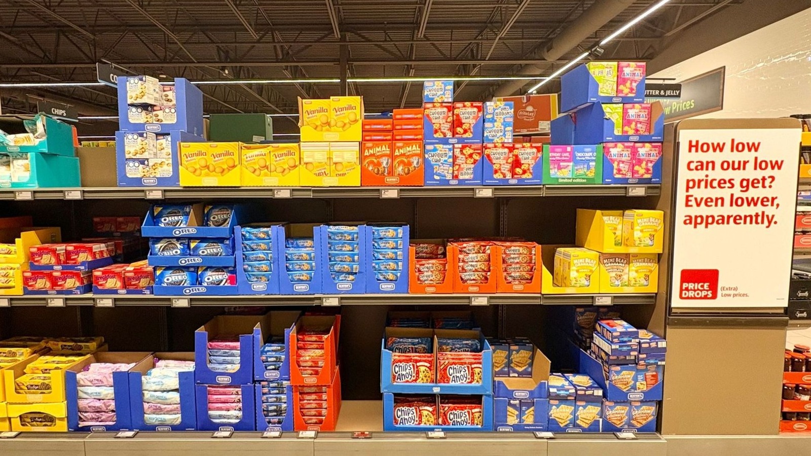 Aldi Tried To Dupe This Popular Cookie Brand, But Fans Aren't Convinced
