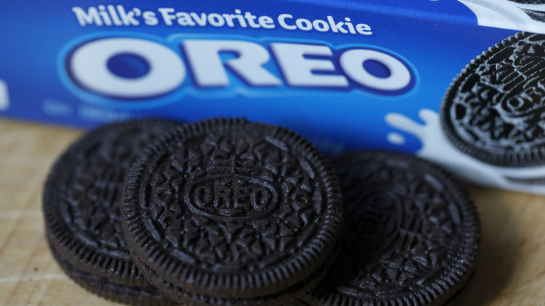 Bag of Oreo cookies with three cookies in the front