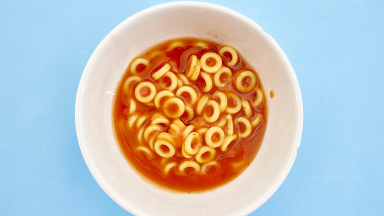 A bowl of SpaghettiOs
