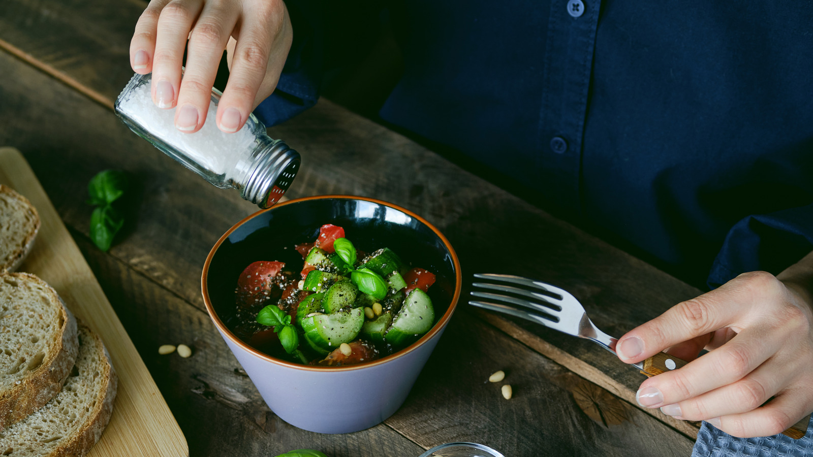 easily-fix-over-salted-food-with-a-spoonful-of-acidity