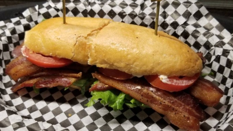 The Relic Smokehouse and Pub BLT on checkered paper