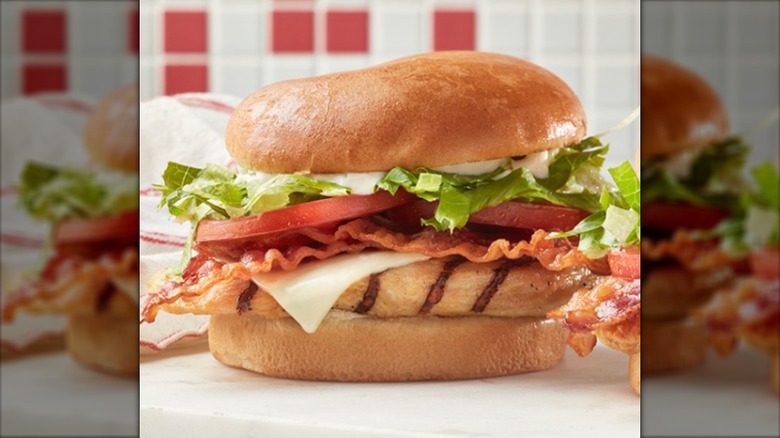 Grilled chicken club sandwich from Freddy's