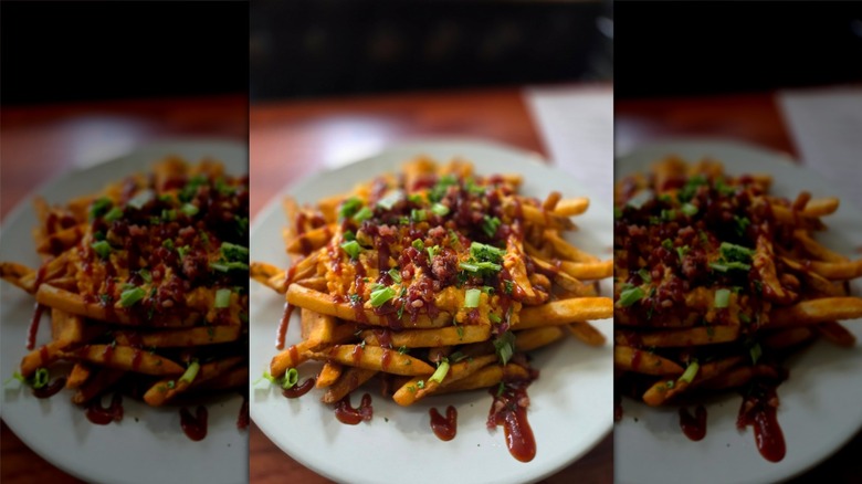 pimento cheese fries from Kel's Tavern
