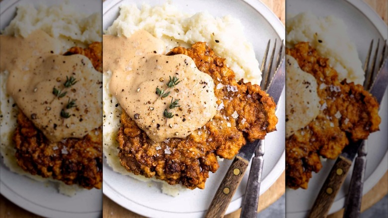 Texas Style Chicken Fried Steak and mashed potatoes topped with gravy at Descanso Junction Restaurant