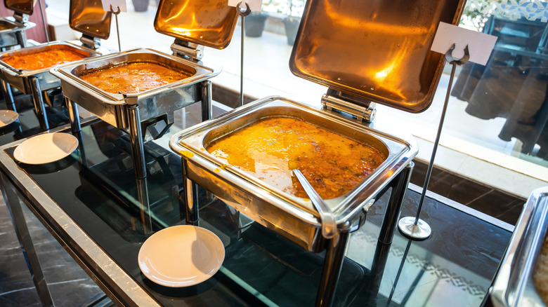 Gravy in a self-serve buffet tray