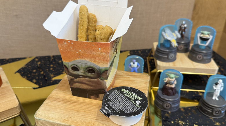 Grogu's Garlic Chicken Fries and Garlic Sauce