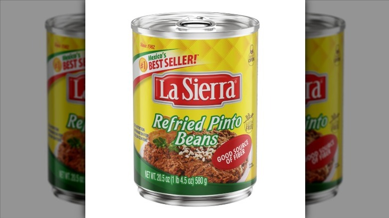 can of La Sierra refried pinto beans