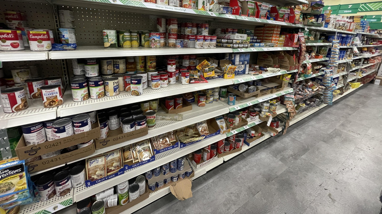 canned goods aisle at Dollar Tree