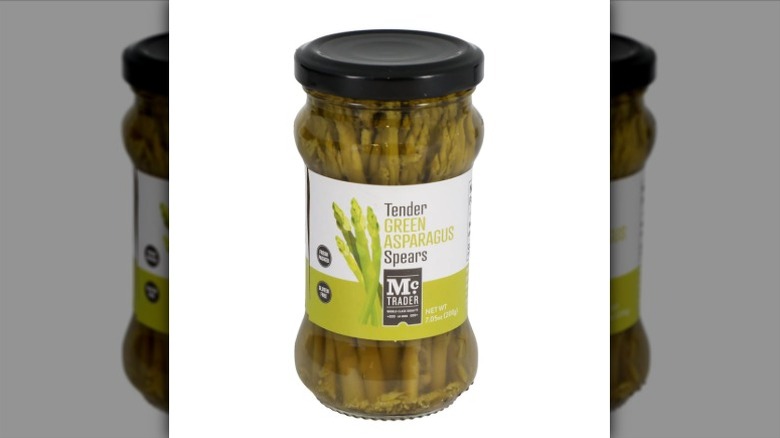jar of McTrader tender green asparagus spears