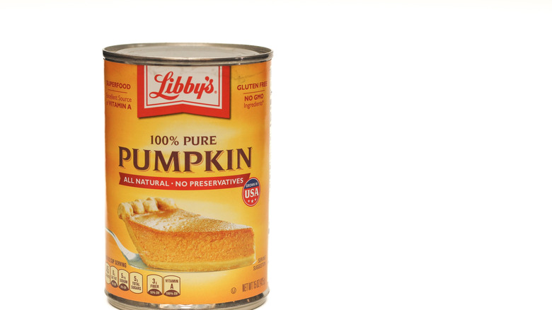 A can of pumpkin puree on a white background
