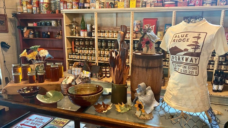 Interior of Old Hampton Store & Barbecue with jams and other goods for sale.